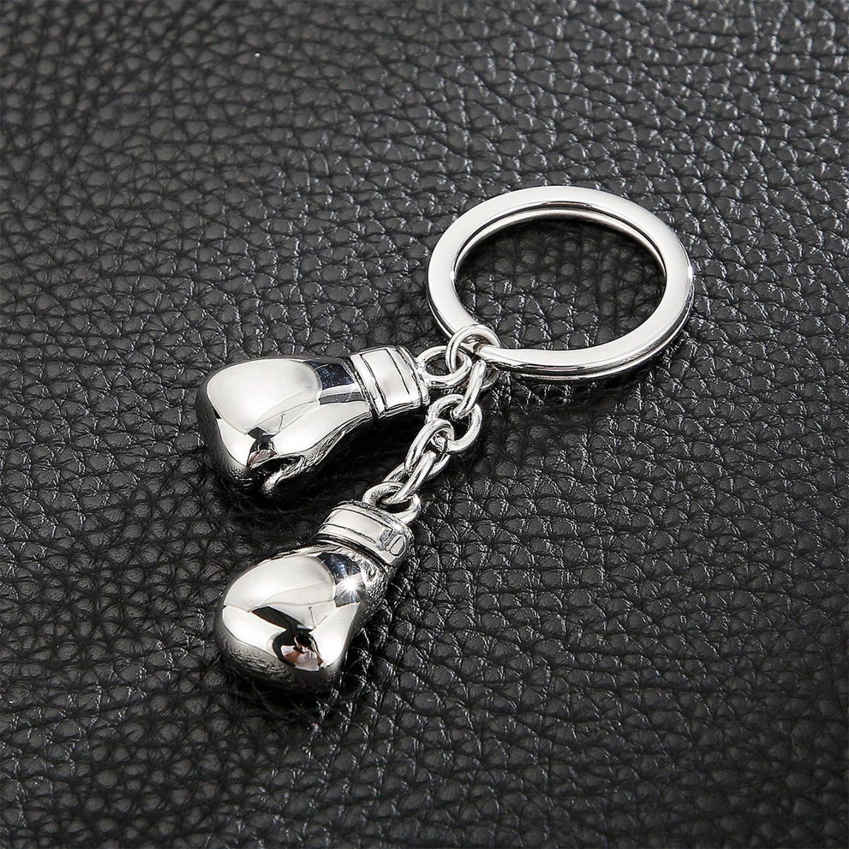Real wholesale nickel plated metal boxing glove keychain
